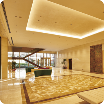 本社ビルロビー